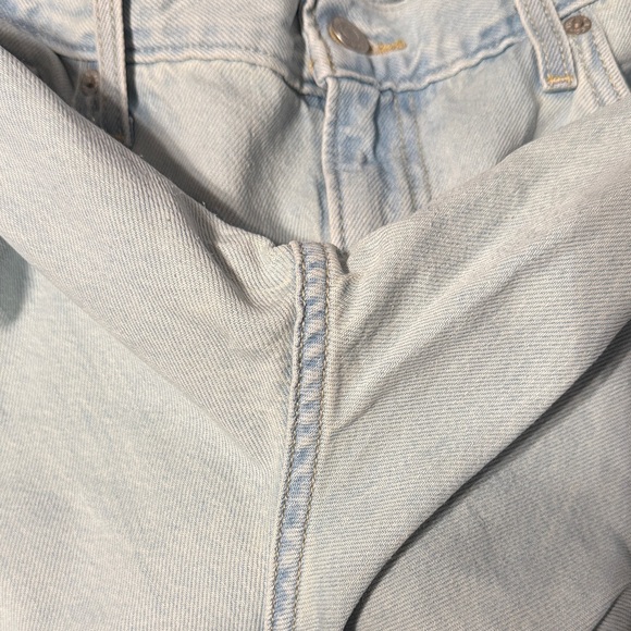 Levi's High Rise Cinch Baggy Jeans - Picture 5 of 9